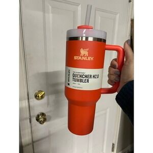 Stanley 40 oz Tigerlilly NWT‎ quencher 2.0